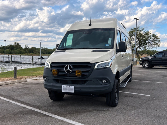 Mercedes AWD Couples Retreat | A/C, Shower & Solar — photo 2