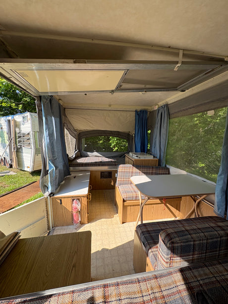 Classic 1991 Coleman Roanoke Pop-Up Camper - Intact & Ready for Maine