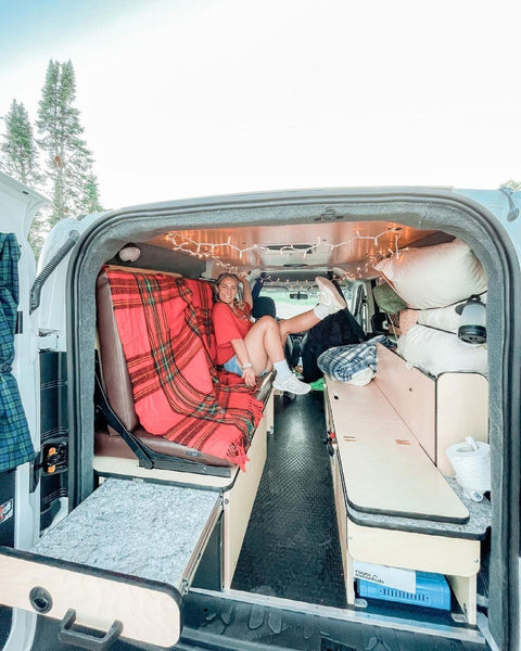 Voyager 2-Person Campervan — photo 3
