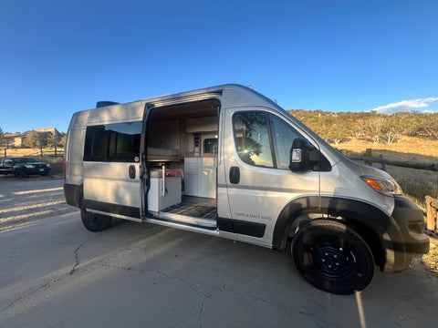 Zorra de Plata overland rental