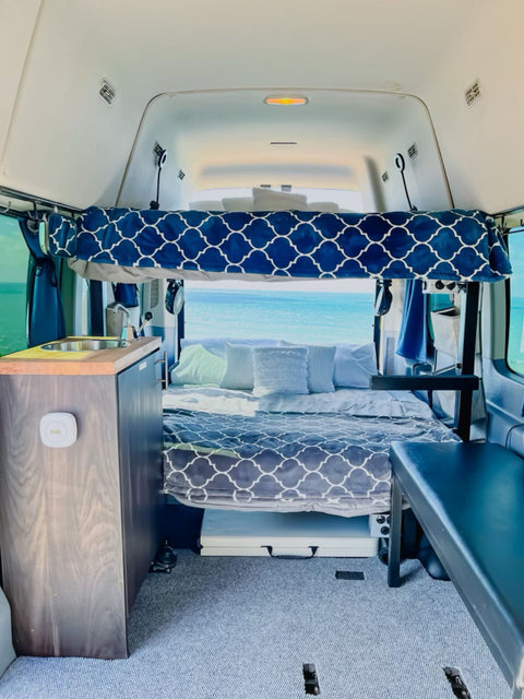 Wandervans Large - AC - 2 Queen Beds — photo 3