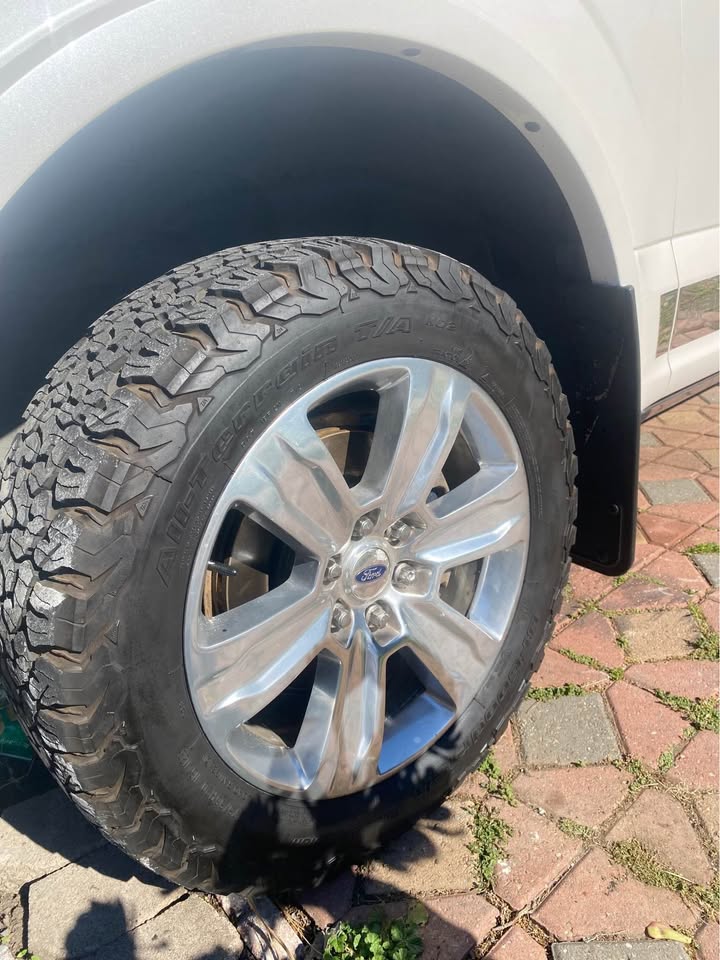 BFGoodrich Light Truck Terrain T/A KO2 275 55R20 115S Radial Tire in San Pablo, CA (photo 4) — photo 4