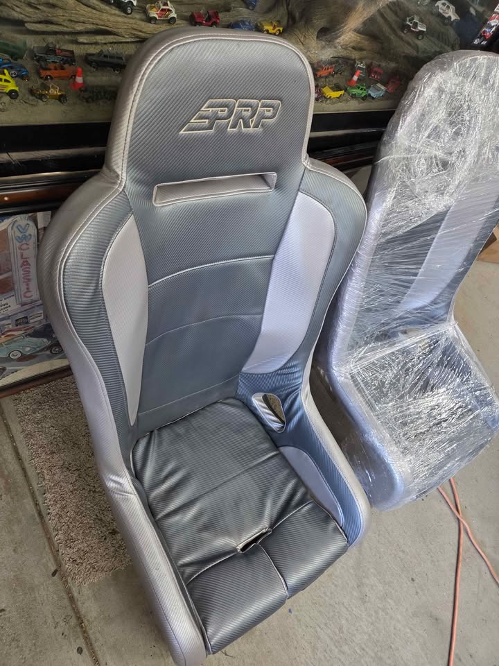 PRP seats (2) like new in Phelan, CA (photo 3) — photo 3