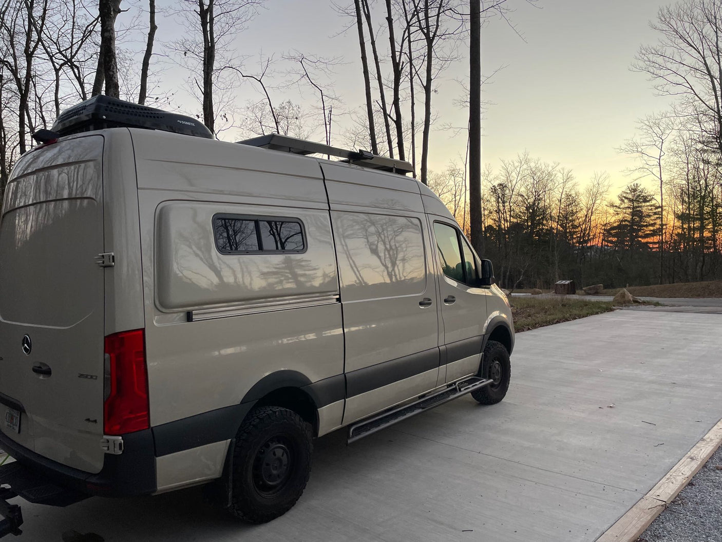2022 4x4 Mercedes 2500