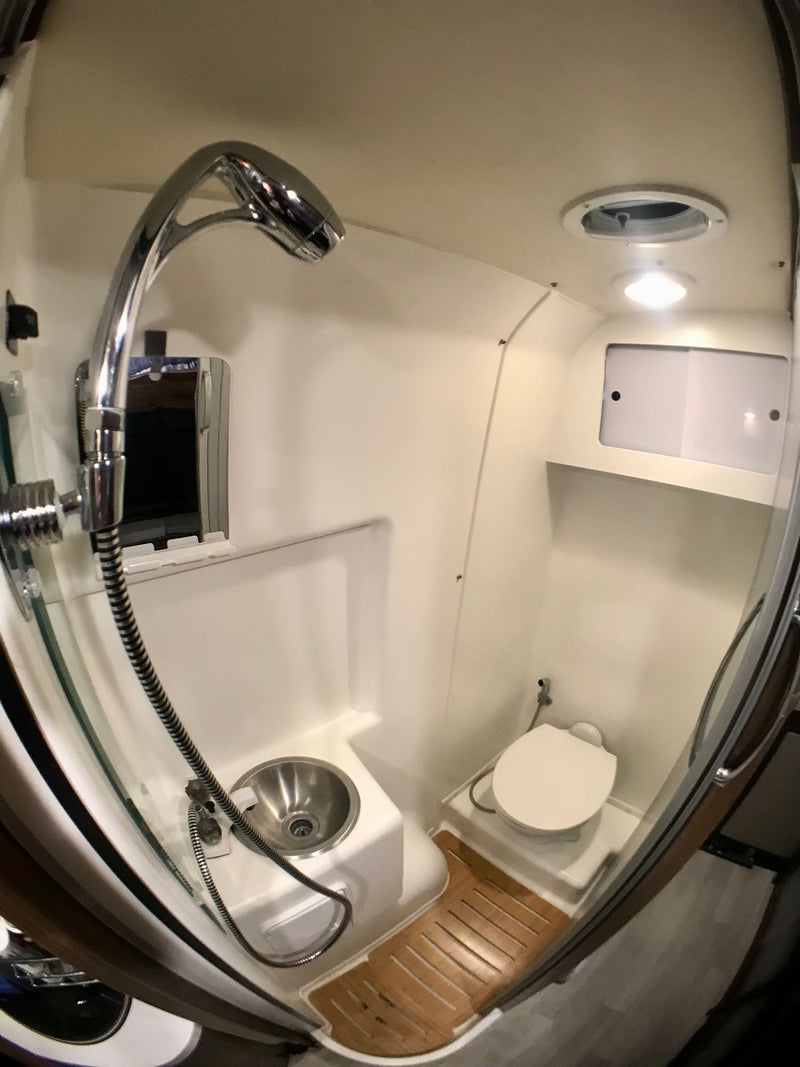 2020 Winnebago Travato 59GL (lithium, unlimited AC, pet friendly,sleeps 4) — photo 17