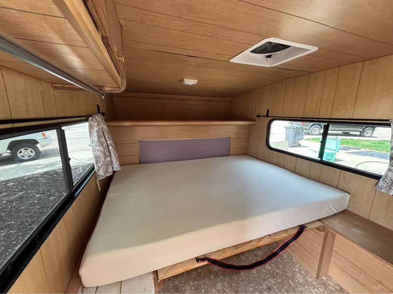 2012 Capri Retreat Truck Camper in Loveland, CO (photo 9) — photo 9