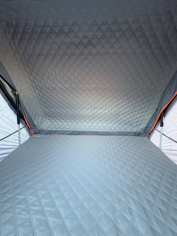 Rooftop Tent: Roofnest Condor in Tacoma, WA (photo 5) — photo 5