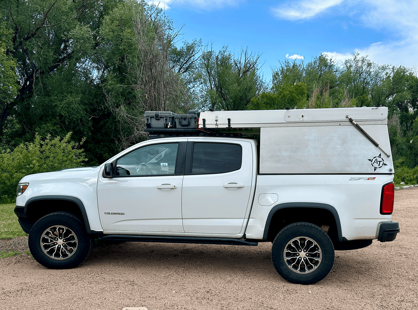 2020 AT Overland Habitat Camper — Driver's side, closed — photo 1