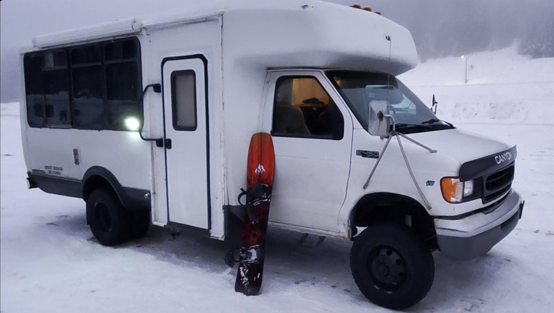 "Canyon" 4x4 Shuttle Conversion — photo 1