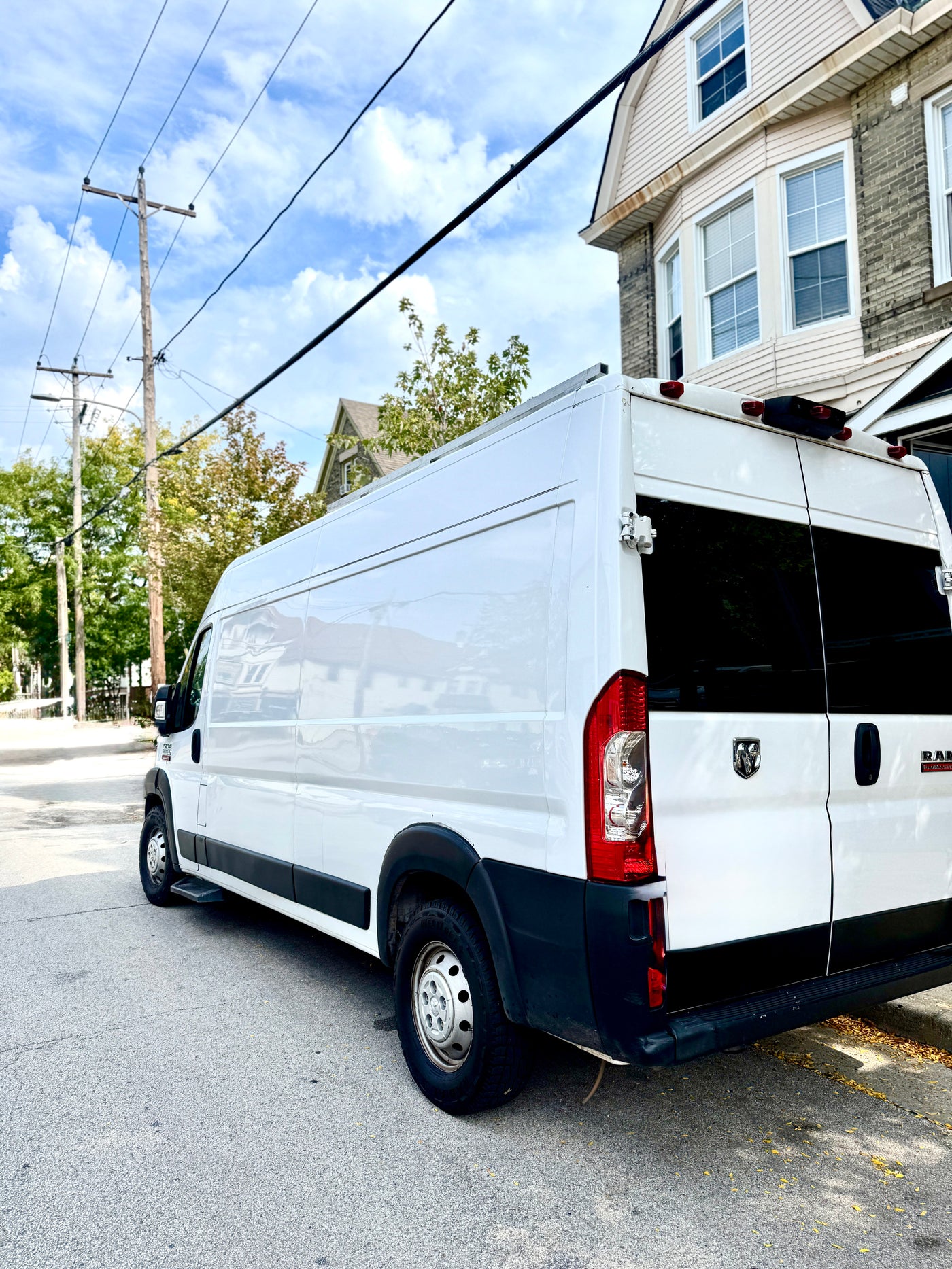 Starlink campervan: a digital nomad's dream machine! — photo 11
