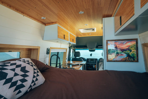 Scenic Vans' "The Aspen" - Unlimited Mileage — photo 2