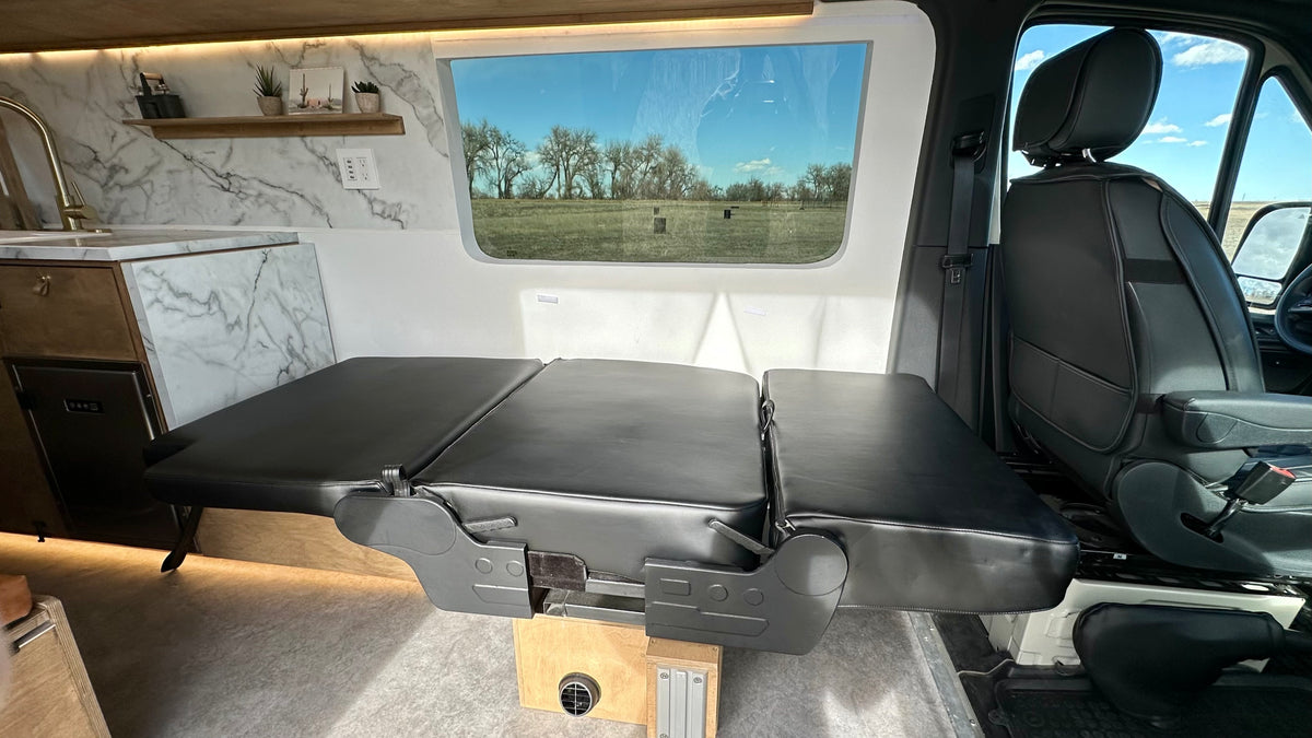 Luxury Mercedes Sprinter 4x4 Campervan “Sully” — photo 8