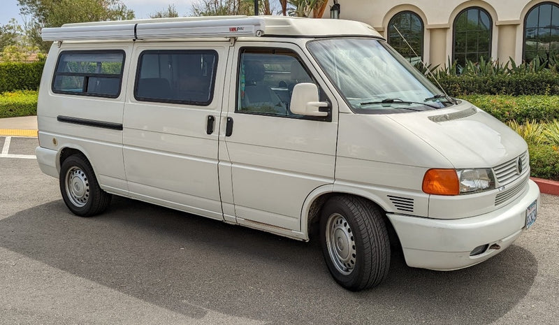 White camper van with awning & high roof, suitable for rv rental. A spacious mobile home for travel. — photo 3