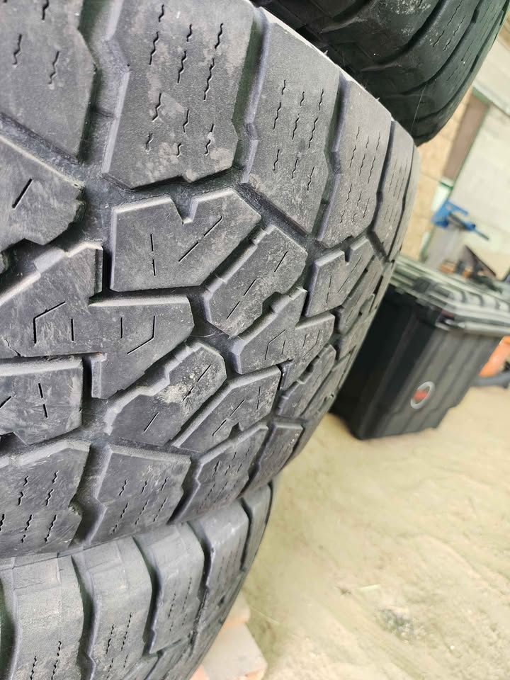 Falken wildpeak 325/65R18 set in Grantsville, UT (photo 5) — photo 5