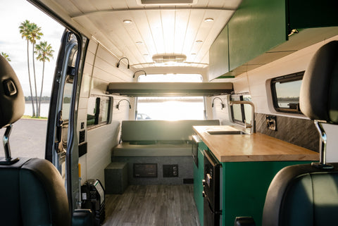 2022 Mercedes-Benz 4x4 Sprinter — photo 5