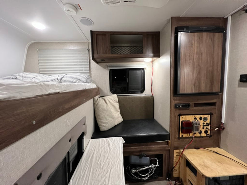  convertible dining/seating — photo 4