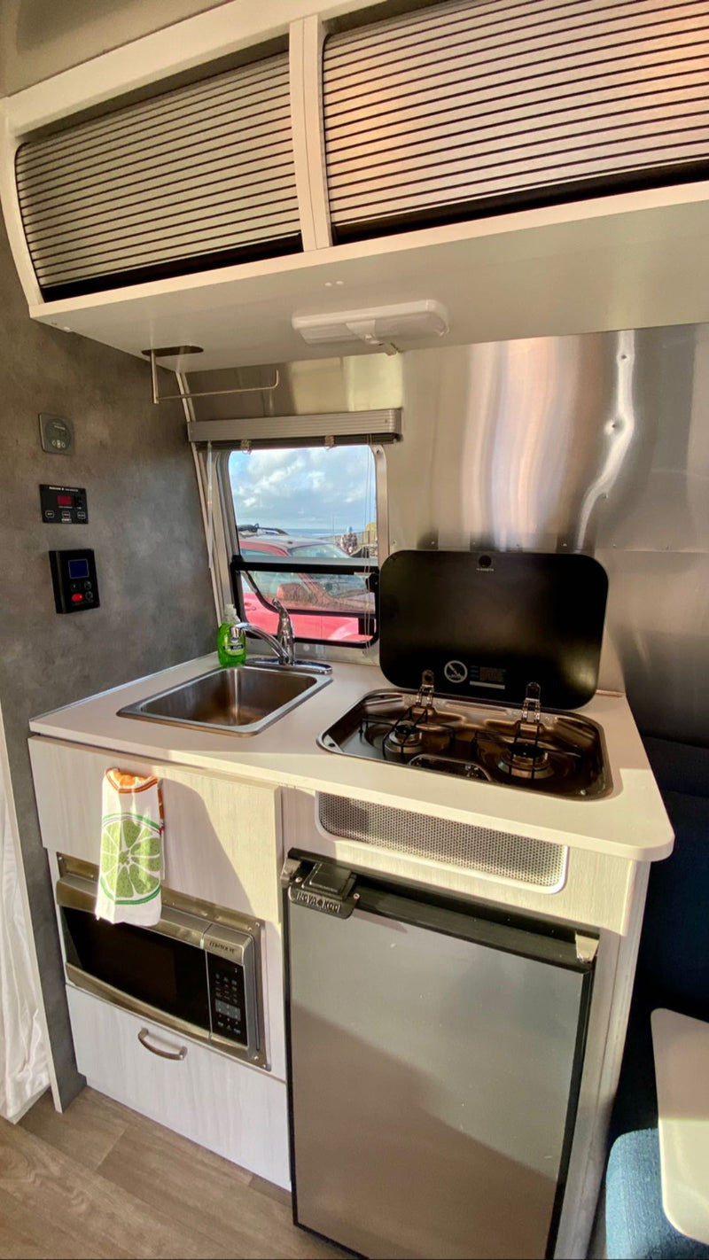  compact kitchen — photo 8