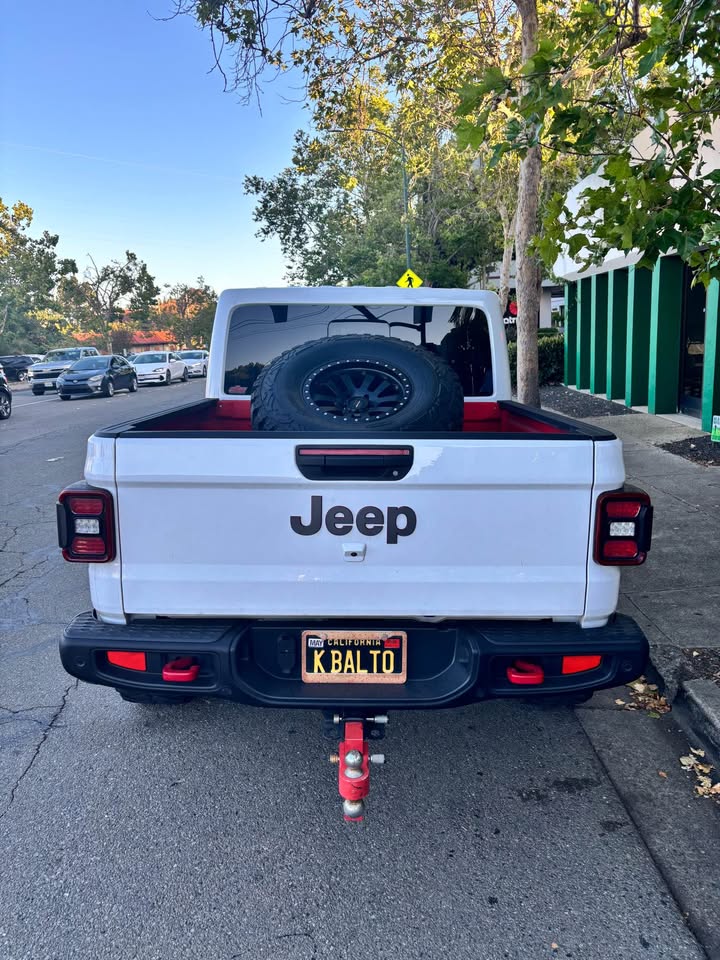 2020 Jeep Gladiator · Rubicon Pickup 4D 5 ft in Oakley, CA (photo 3) — photo 3