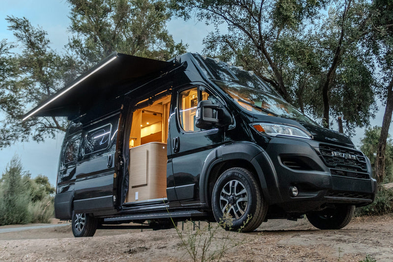 Noovo Plus – Adventure-Ready 4-Seater Camper Van — photo 2