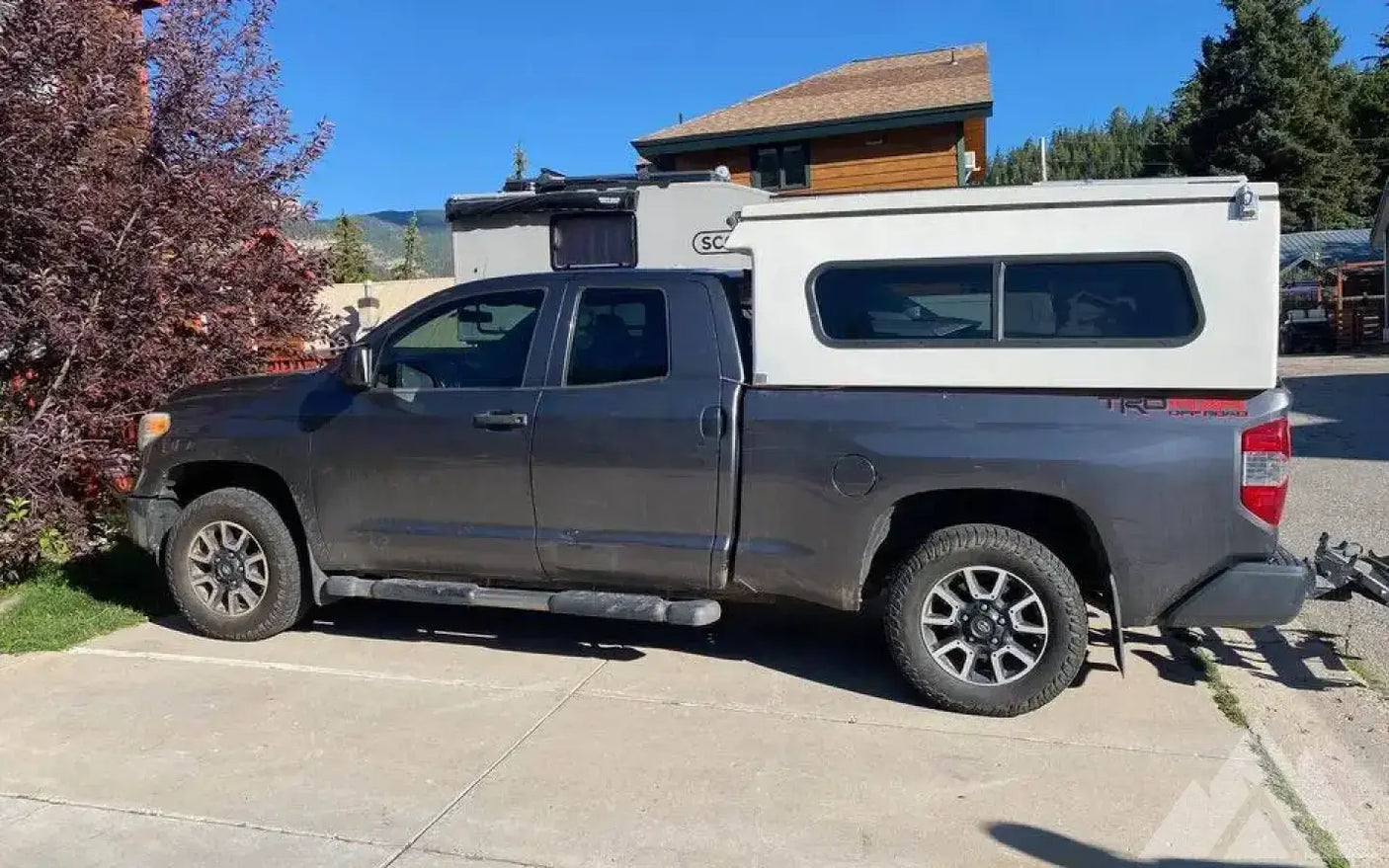 FlipPac Truck Camper — used for sale in Minturn, CO (photo 2)
