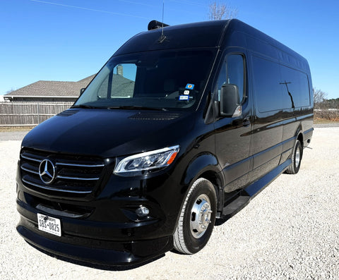 2023 Midwest Automotive Designs Ultimate CamperVan — photo 2