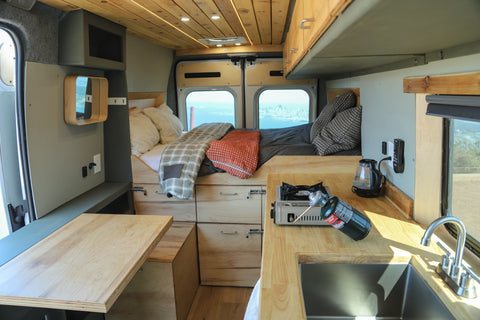 Stylish Minimal Camper - 2023 High Roof Promaster overland rental