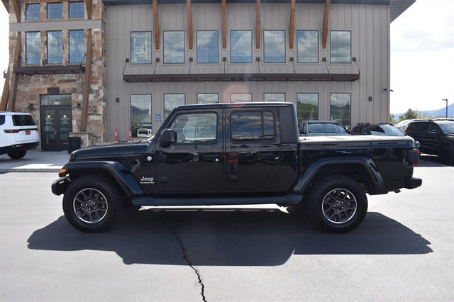 2020 Jeep Gladiator Overland — photo 2