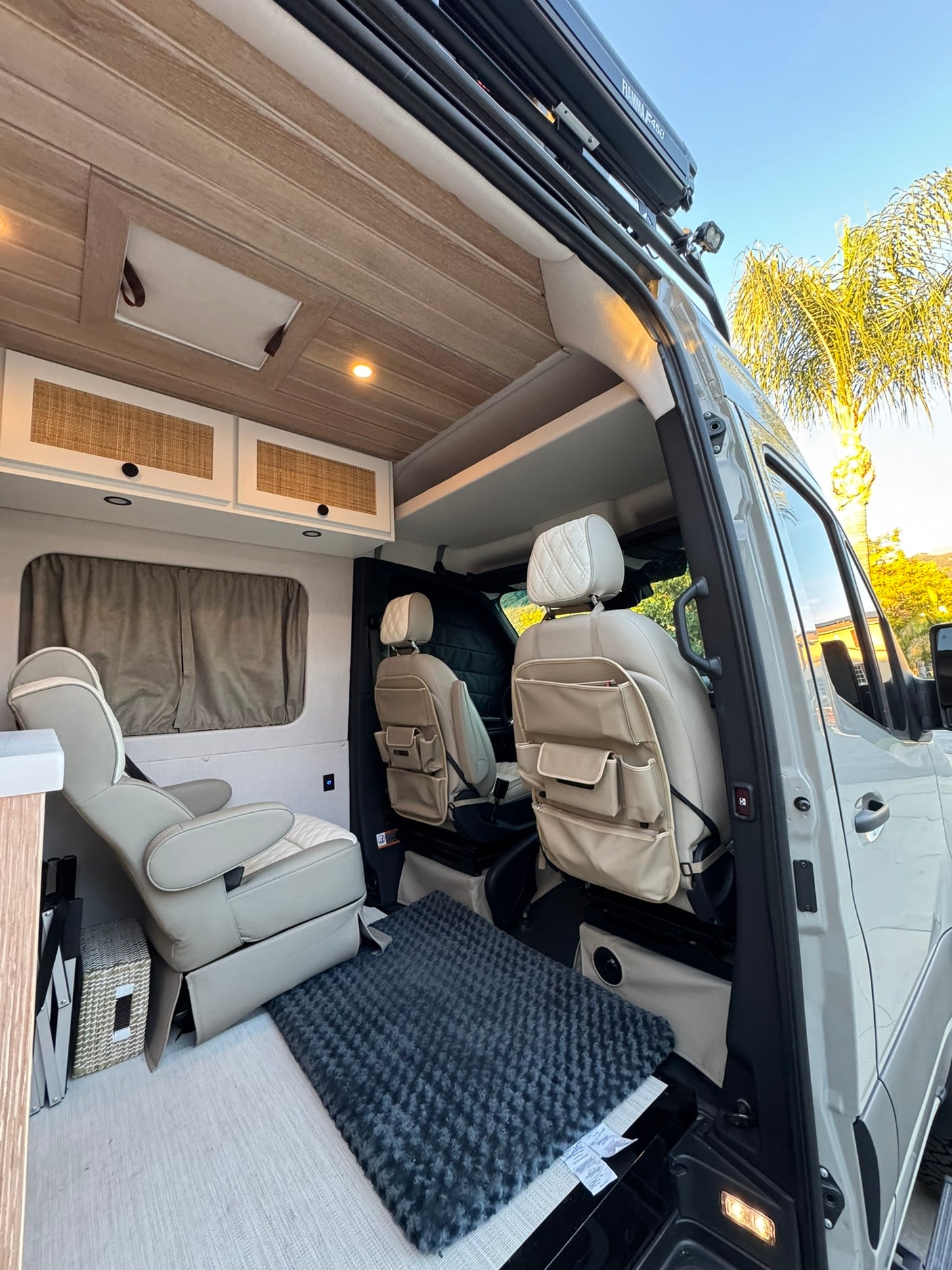 The Luxe Nomad