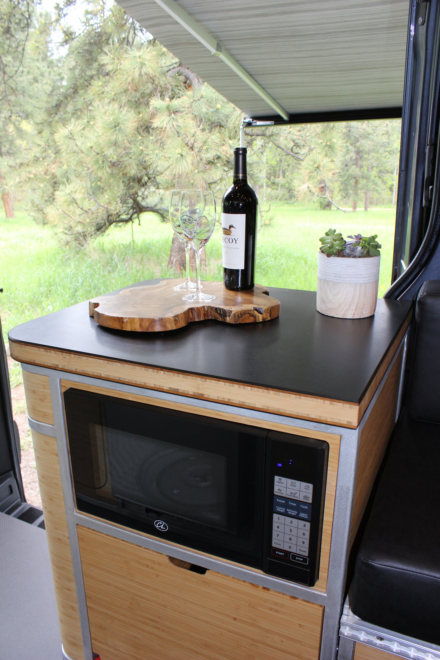 2023 4x4 Sprinter OFF Grid Adventure Camper Van — photo 6