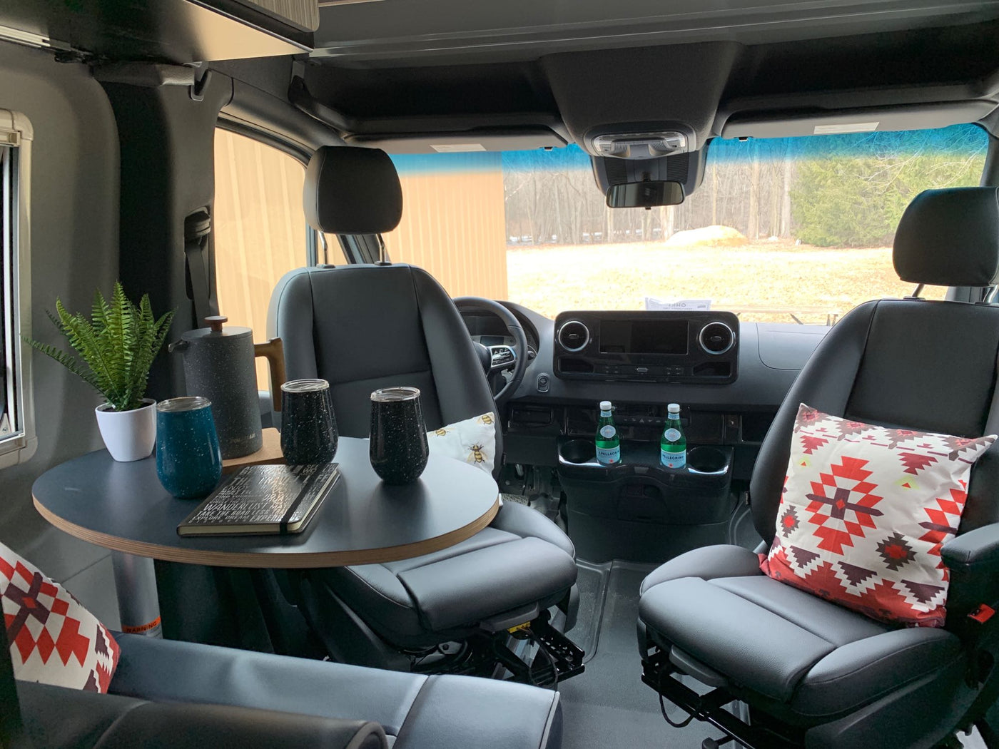 Extra Clean 2022 Winnebago Revel *Perfect* Couple's Getaway — photo 7