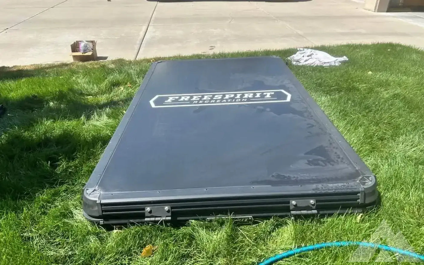 Free spirit recreation rooftop tent. — used rooftop tents for sale (photo 5) — photo 5