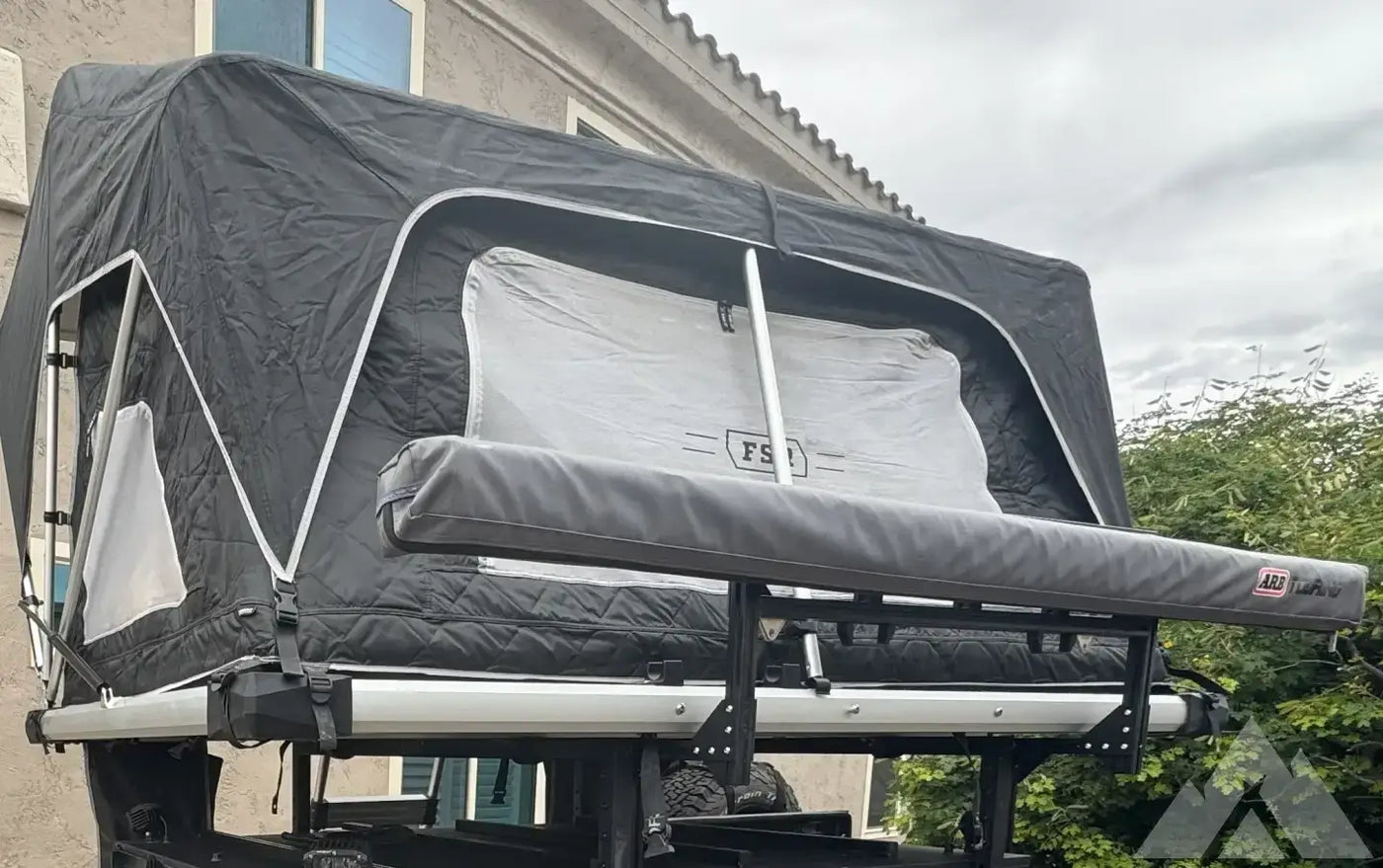 Freespirit Recreation Adventure M55 Premium RTT — used rooftop tents for sale (photo 5) — photo 5