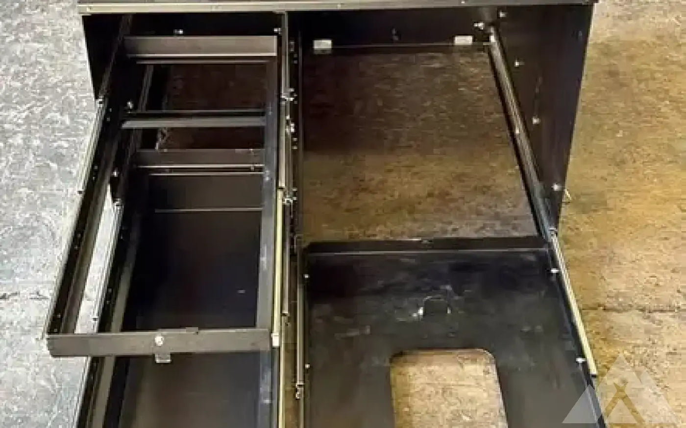 FRONT RUNNER 4 CUB BOX DRAWER & FRIDGE SLIDE C — used fridge slides for sale (photo 5) — photo 5