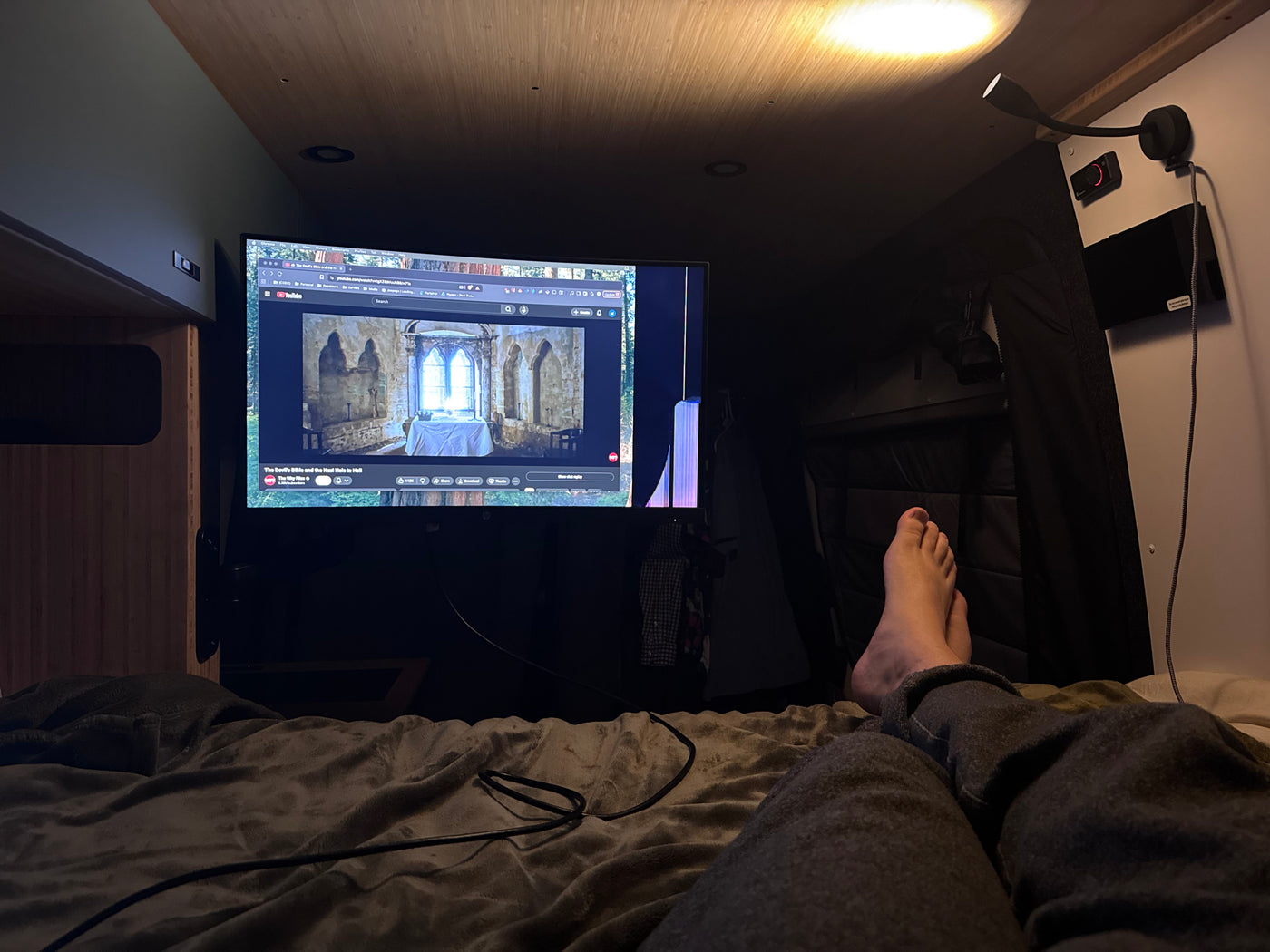 2025 Geotrek Albatross AWD Mercedes Sprinter Camper Van — photo 12