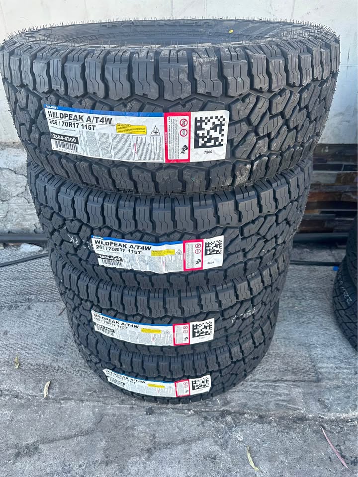 Falken wildpeak A/T 4w 265/70R17 in San Diego, CA (photo 1)