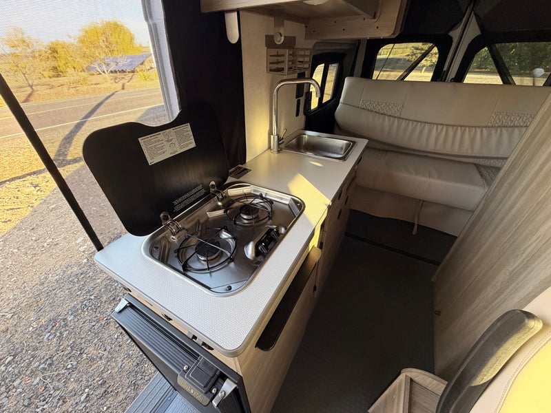 2021 Winnebago Solis 59P — photo 6
