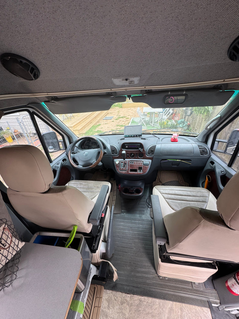Stella: Your Cozy Cabin on Wheels — photo 6