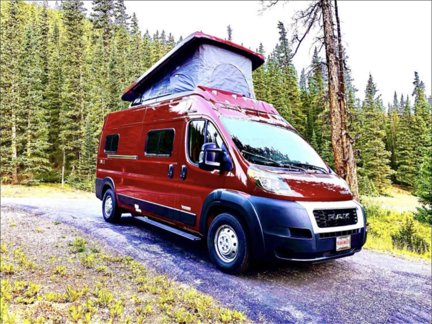 2022 Winnebago Solis Dodge Promaster (Sleeps 4 / 6 Seatbelts)