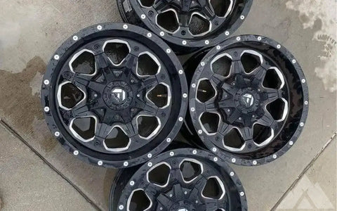 Fuel Off-Road 18 inches 9 inches