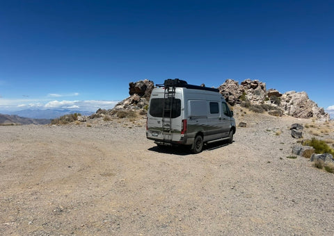 Revel 2022 4X4 Sprinter Van Mercedes Benz — photo 2