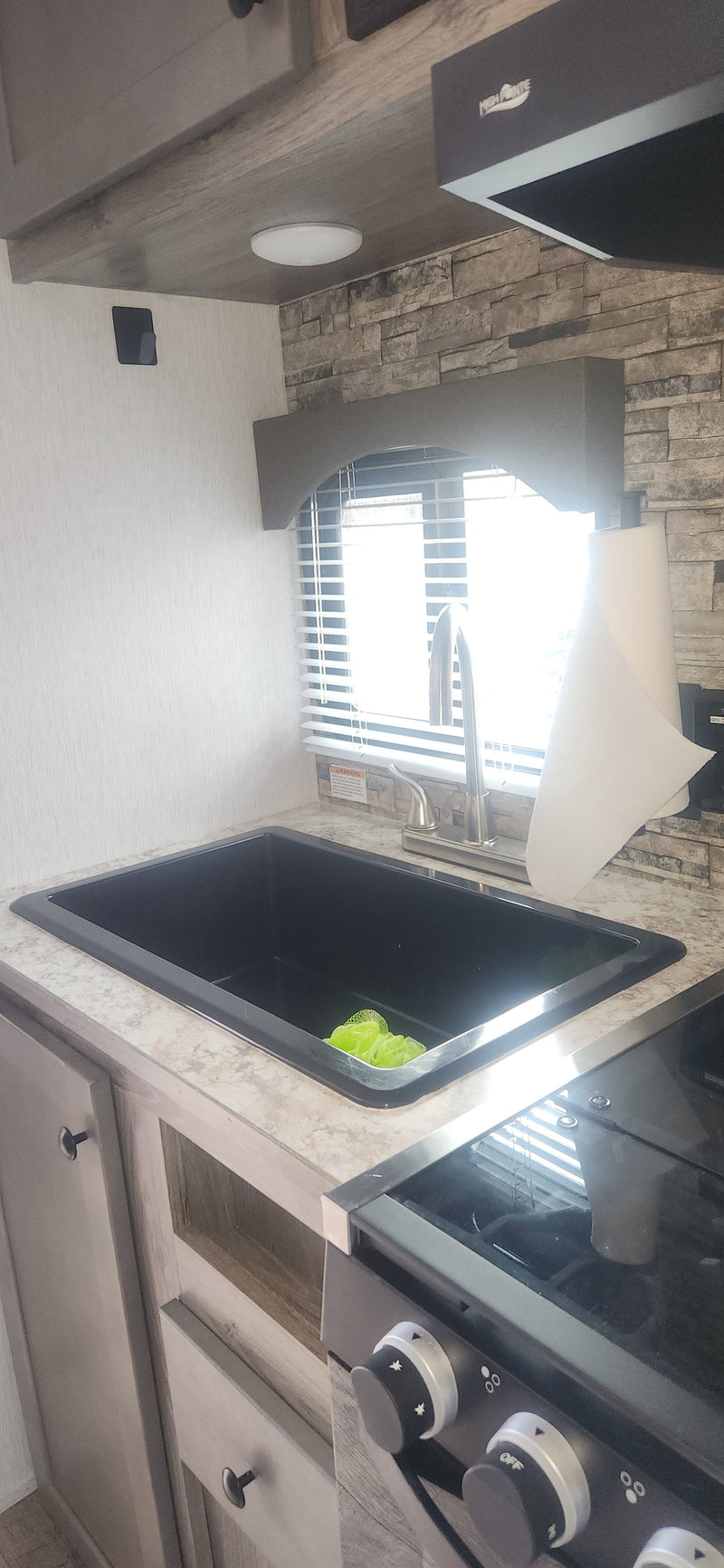 range hood — photo 7