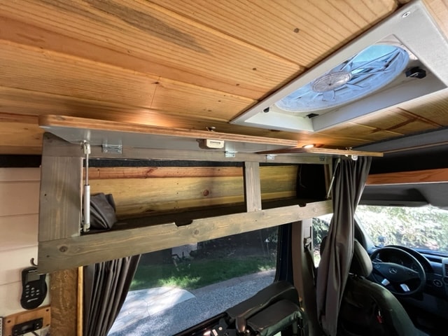  two passenger seats — photo 10