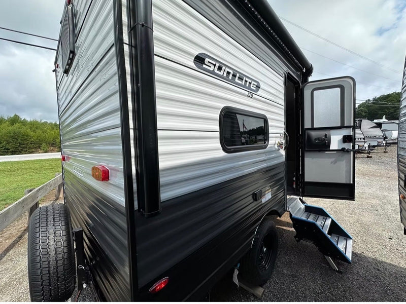 Detailed exterior of a Sun Lite travel trailer RV rental — photo 1