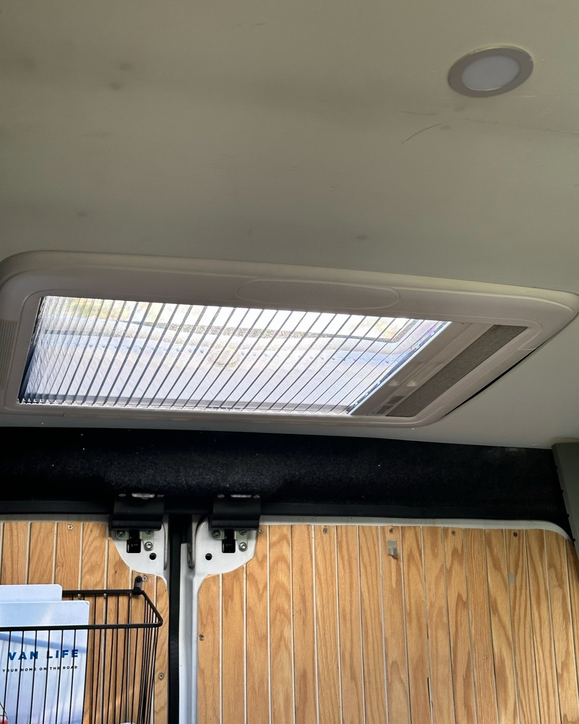 Beautiful 2019 RAM Promaster Travel Van — photo 11
