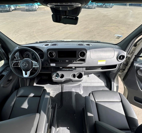 2025 Diesel Revel Sport - Big 5 Adventure Van — photo 2
