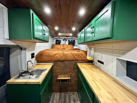 Off-Grid High Roof Camper Van — photo 2