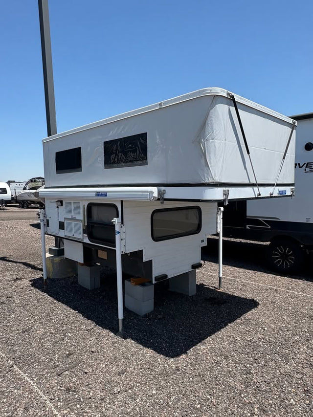 For sale 2017 Four Wheel Camper, Fleet model (loaded) - Denver — photo 2