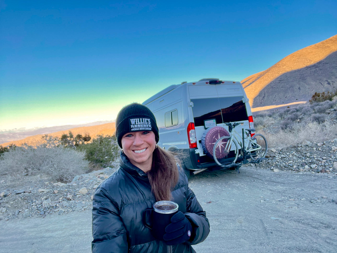 Adventure Van w/ Shower, Kitchen & Solar | Explore Mountains, Lakes & Beach