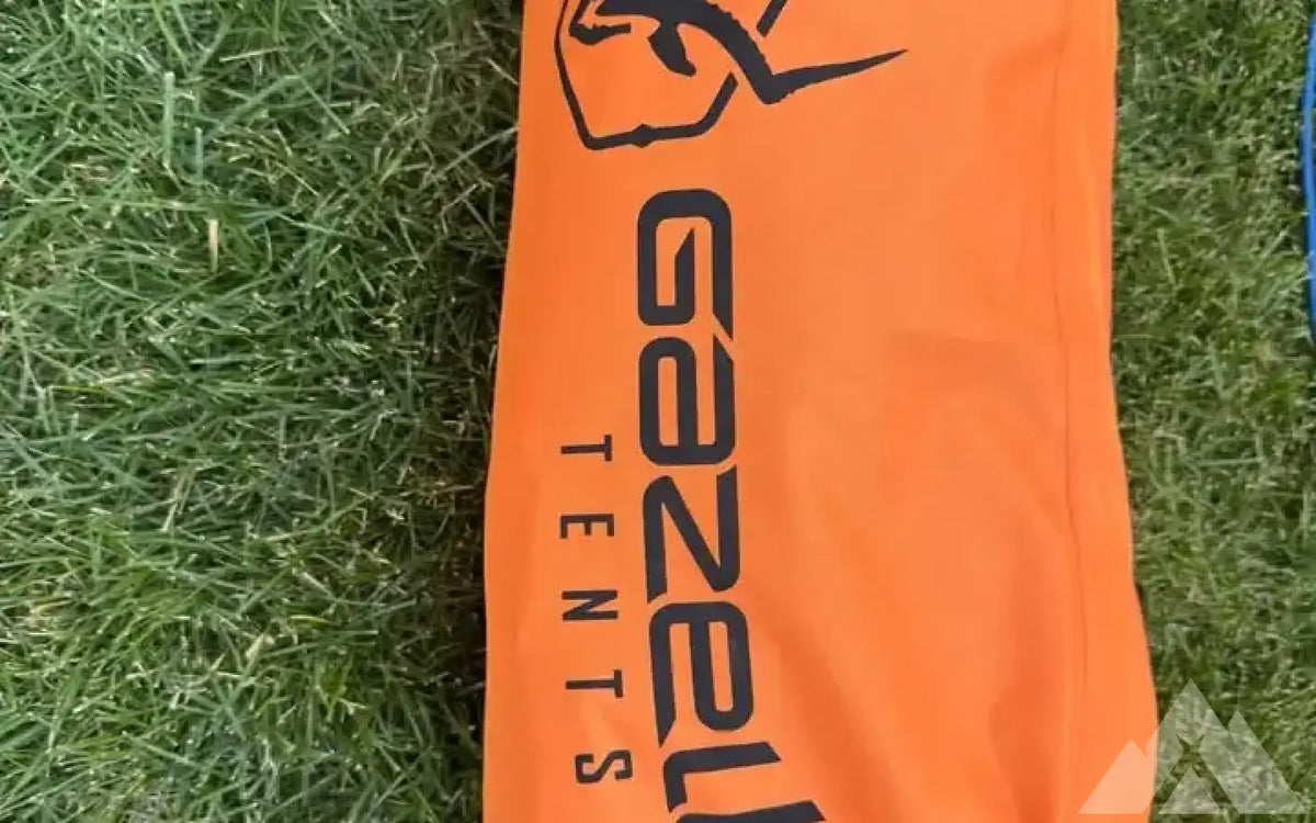 Gazelle T4 Hub 4 Person Tent Quick Set Up — used tents & canopies for sale (photo 9) — photo 9
