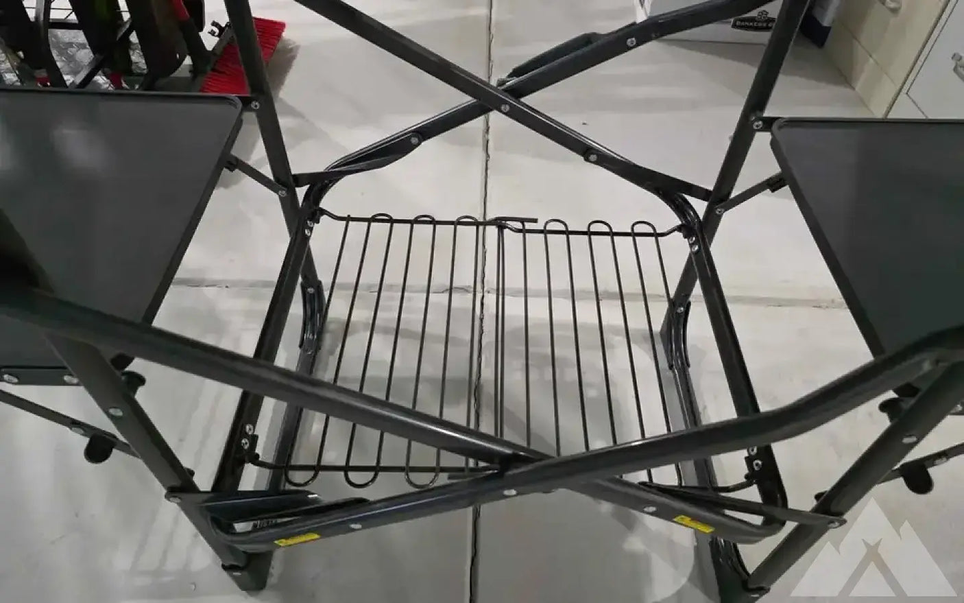 GCI foldable camp table. — used camp furniture for sale (photo 6)